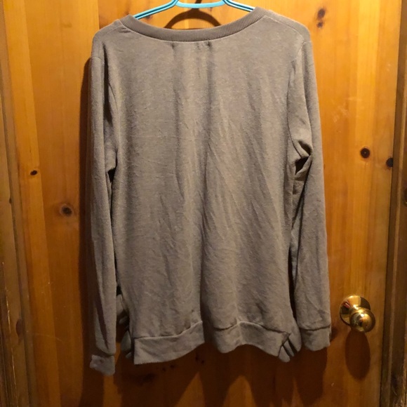 Size L veromoda sweater - Picture 2 of 2
